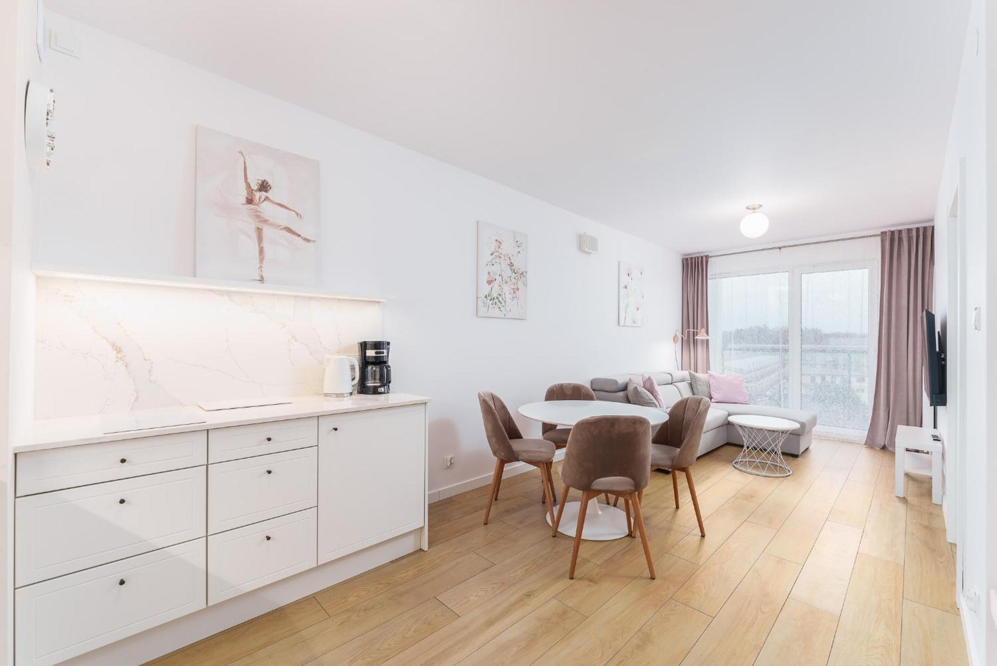 Faro Apartamenty Kasprowicza 20 Basen W Cenie Schwimmbad Im Preis โควอบเซก ภายนอก รูปภาพ